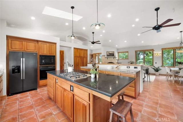 5982 Violeta, Atascadero, CA 93422