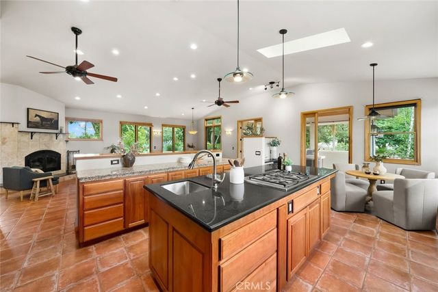 5982 Violeta, Atascadero, CA 93422