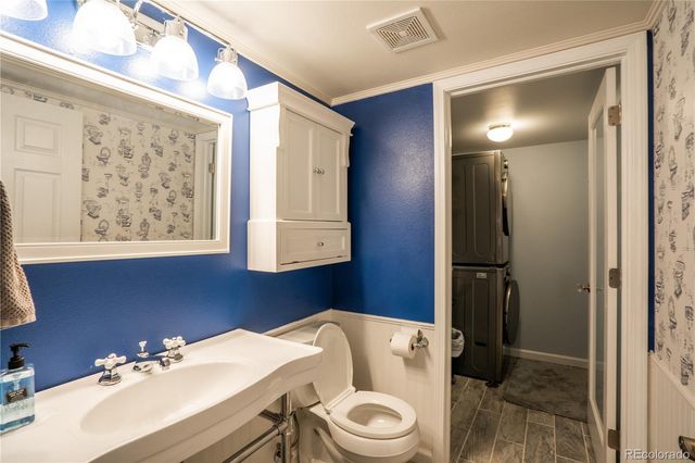 5915 Pioneer Mesa Drive, Colorado Springs, CO 80923