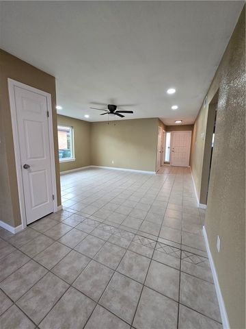 3609 La Paz Dr, Corpus Christi, TX 78415