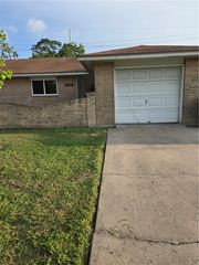 3609 La Paz Dr, Corpus Christi, TX 78415