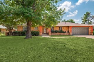 620 Woolsey Drive, Dallas, TX 75224