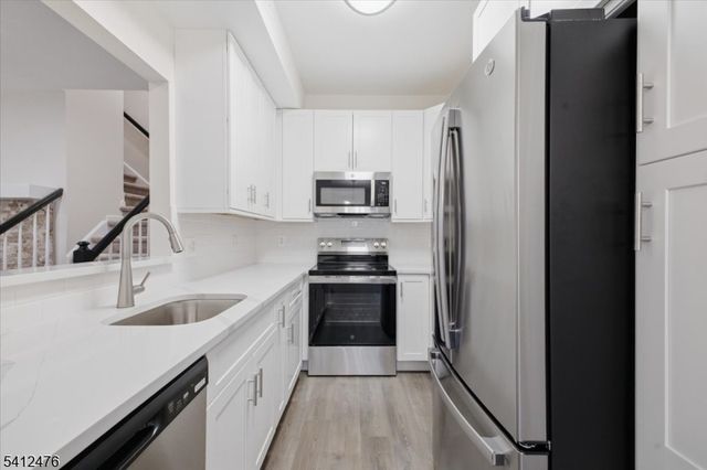 8 Encampment Drive, Bedminster Twp., NJ 07921