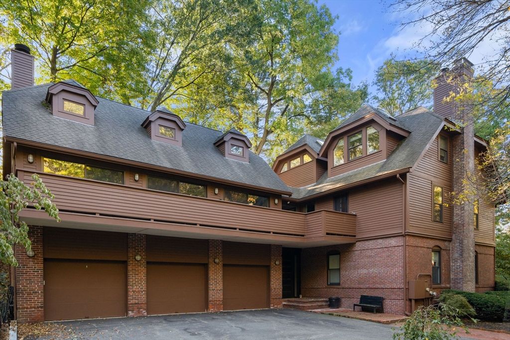 241 Perkins Street G-102, Boston, MA 02130