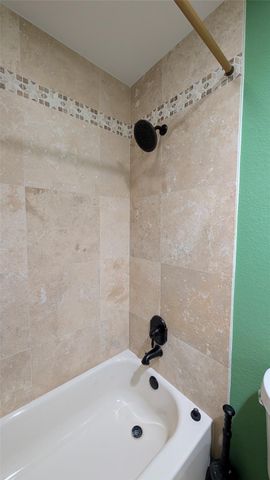 10850 Braeburn Bend Drive, Houston, TX 77031
