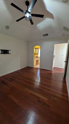 10850 Braeburn Bend Drive, Houston, TX 77031