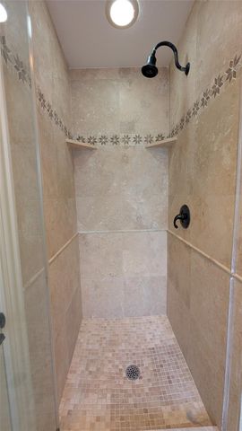 10850 Braeburn Bend Drive, Houston, TX 77031