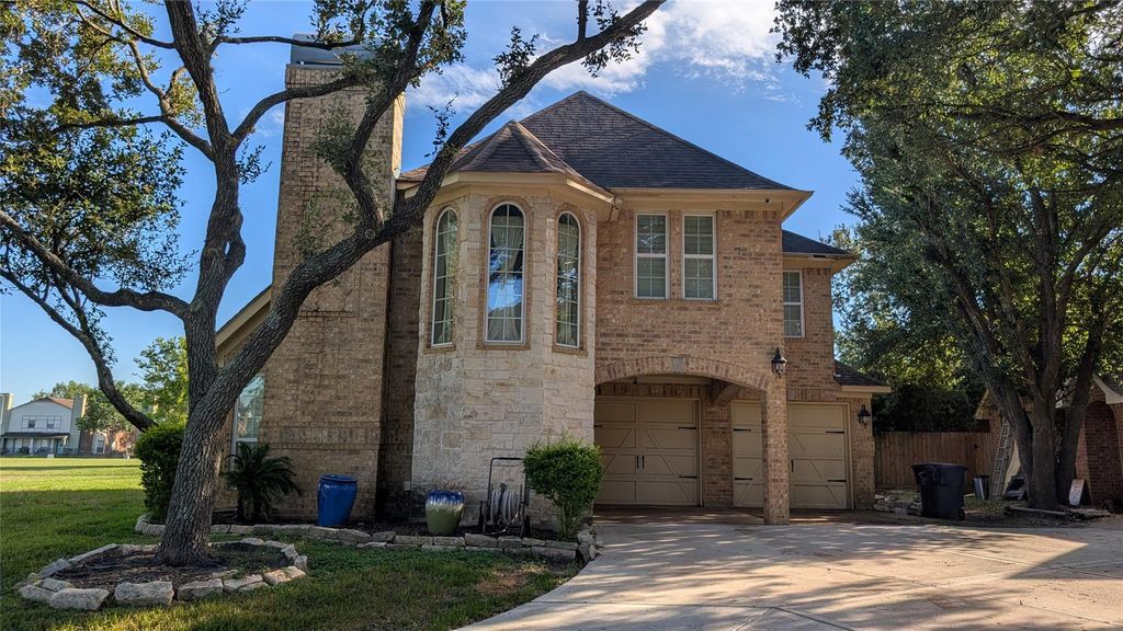 10850 Braeburn Bend Drive, Houston, TX 77031