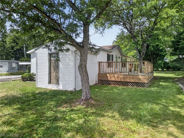 6835 Richmond Road 14, Glenwillow, OH 44139