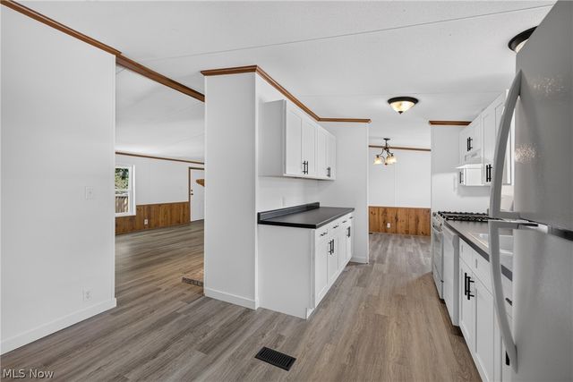 6835 Richmond Road 14, Glenwillow, OH 44139