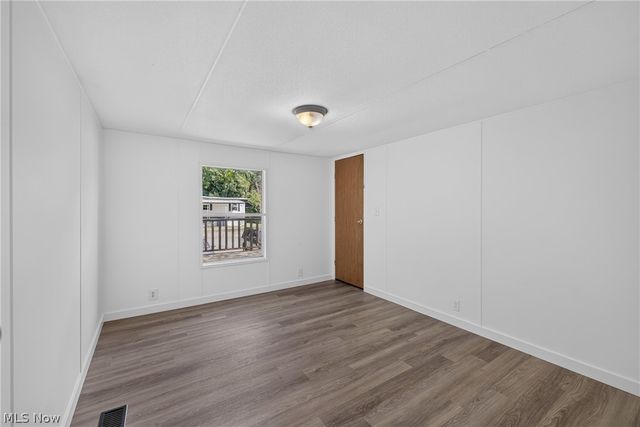 6835 Richmond Road 14, Glenwillow, OH 44139
