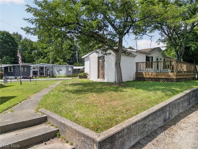 6835 Richmond Road 14, Glenwillow, OH 44139