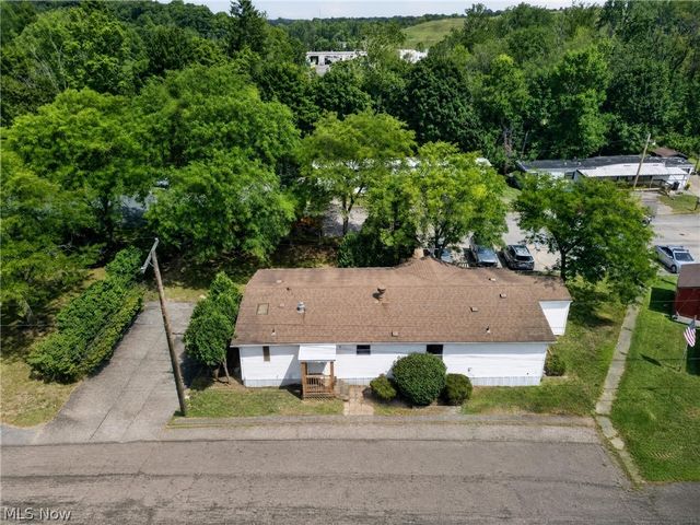 6835 Richmond Road 14, Glenwillow, OH 44139