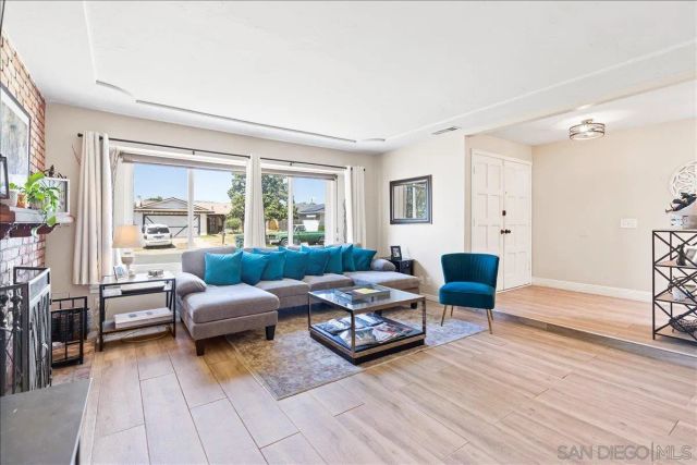 2051 Weathervane, Escondido, CA 92027