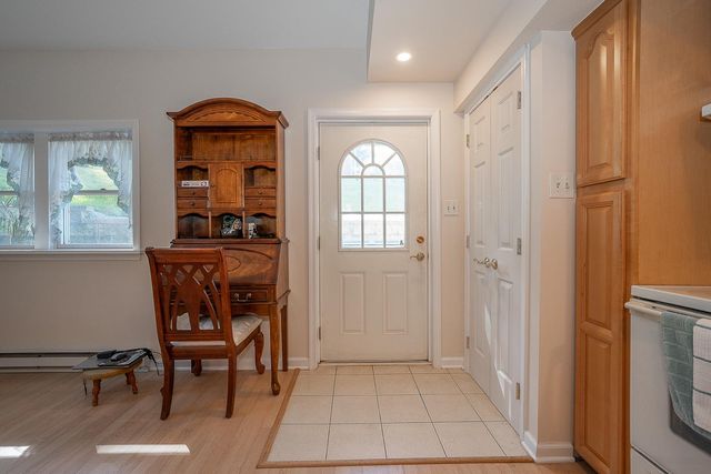 2515 PARKE LN, Broomall, PA 19008