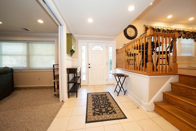 2515 PARKE LN, Broomall, PA 19008