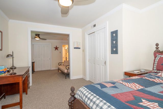 2515 PARKE LN, Broomall, PA 19008