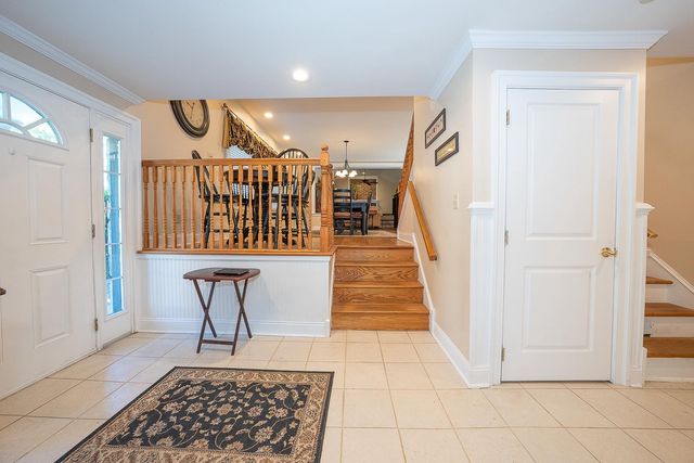 2515 PARKE LN, Broomall, PA 19008