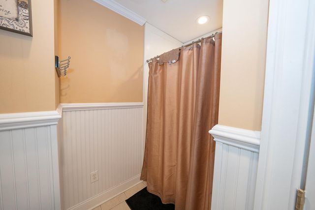 2515 PARKE LN, Broomall, PA 19008