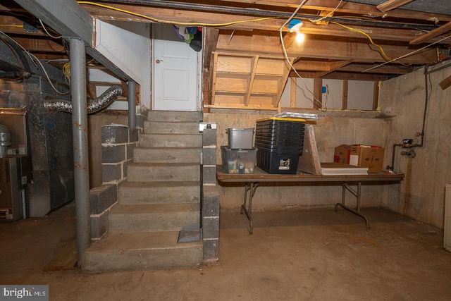 2515 PARKE LN, Broomall, PA 19008