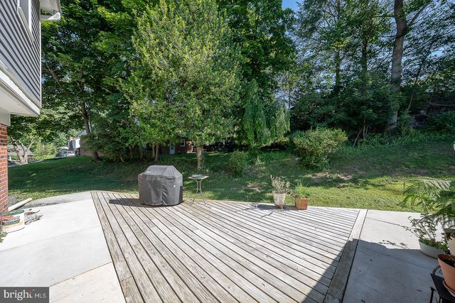 2515 PARKE LN, Broomall, PA 19008