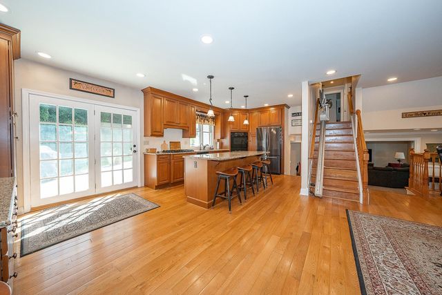 2515 PARKE LN, Broomall, PA 19008