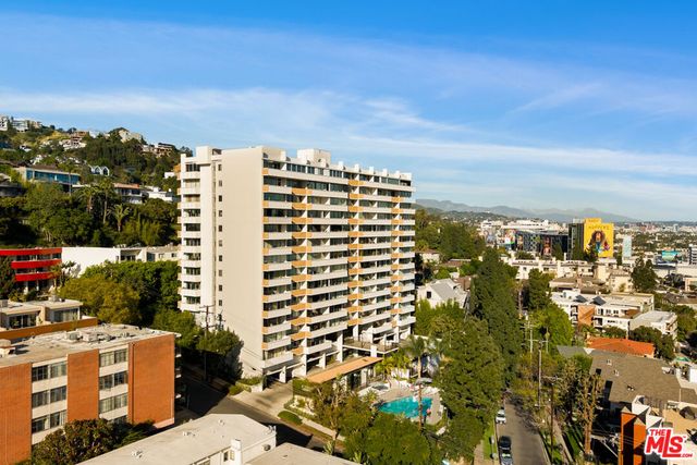 8787 Shoreham Drive 105, West Hollywood, CA 90069