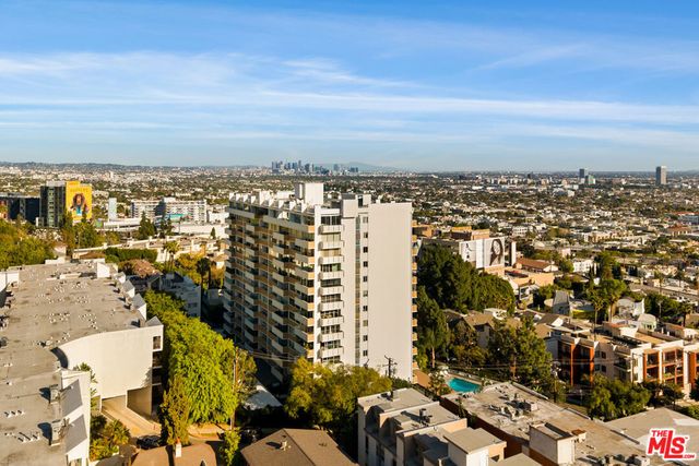 8787 Shoreham Drive 105, West Hollywood, CA 90069