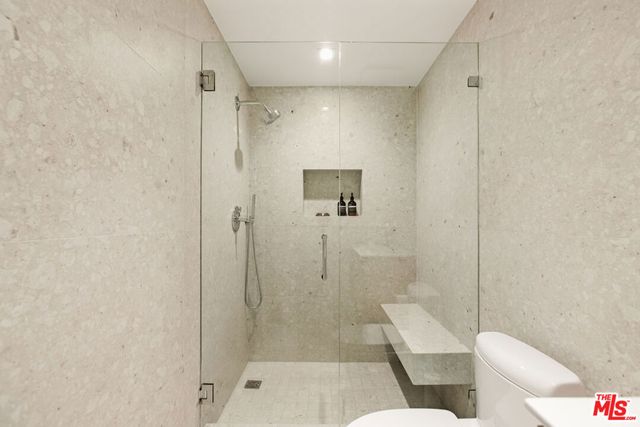 8787 Shoreham Drive 105, West Hollywood, CA 90069