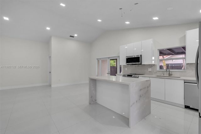 803 NW 133rd Ct 803, Miami, FL 33182