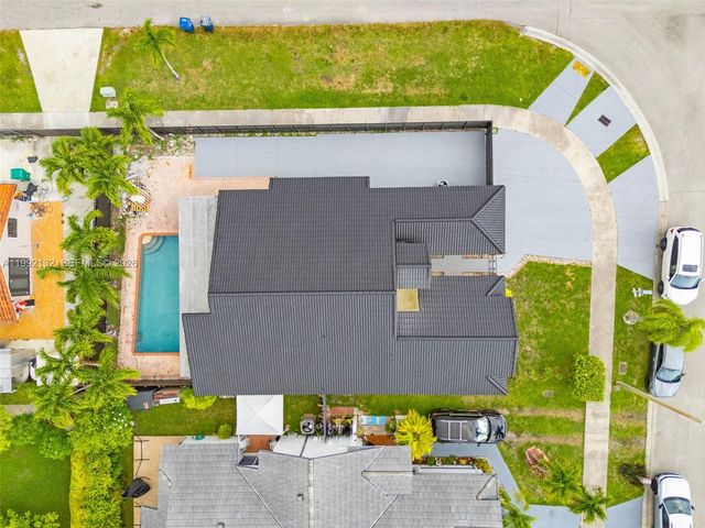 803 NW 133rd Ct 803, Miami, FL 33182