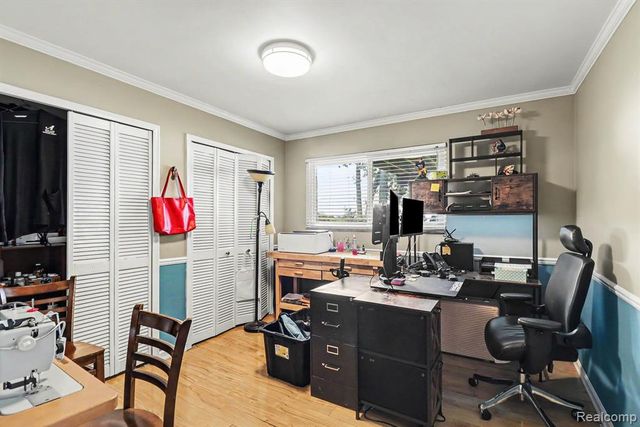 3233 Shawnee Lane, Waterford, MI 48329
