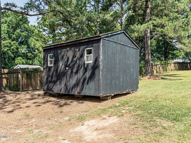 2966 Cheshire Drive, Sanford, NC 27332