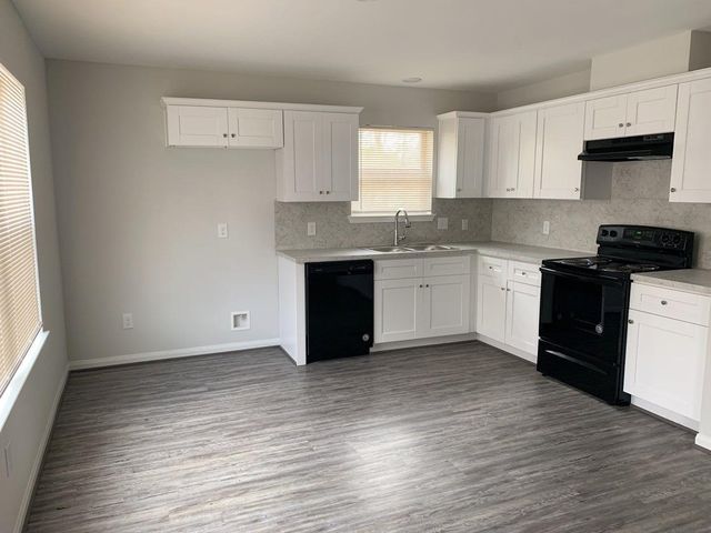 7801 Angus Street, Houston, TX 77028