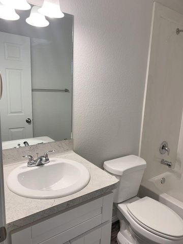 7801 Angus Street, Houston, TX 77028
