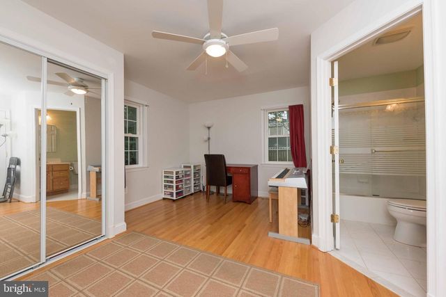 1524 N KENTUCKY ST, Arlington, VA 22205