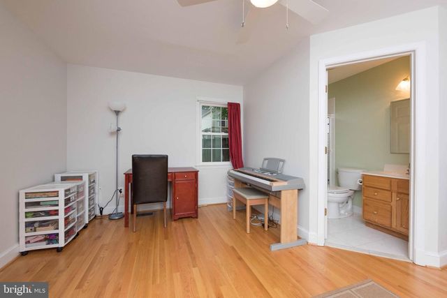 1524 N KENTUCKY ST, Arlington, VA 22205