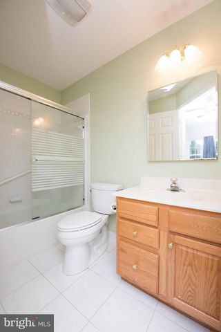 1524 N KENTUCKY ST, Arlington, VA 22205