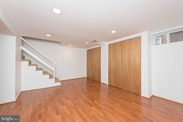 1524 N KENTUCKY ST, Arlington, VA 22205