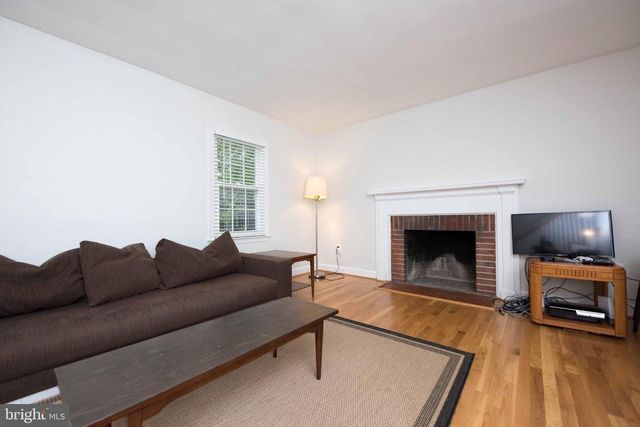 1524 N KENTUCKY ST, Arlington, VA 22205