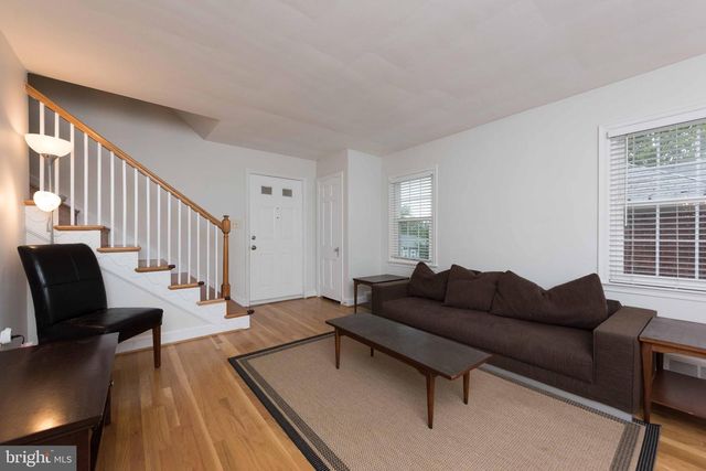 1524 N KENTUCKY ST, Arlington, VA 22205