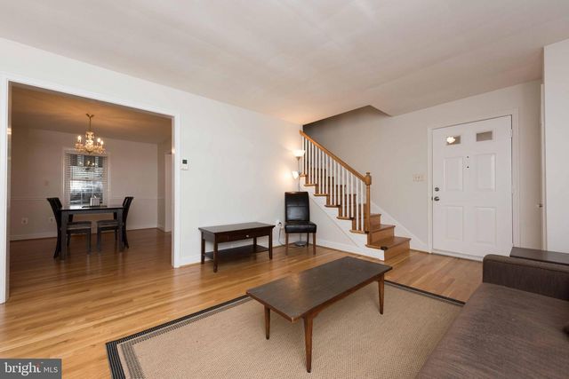 1524 N KENTUCKY ST, Arlington, VA 22205