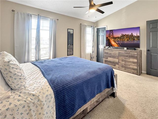 27 Treasure KY, Hampton, VA 23666