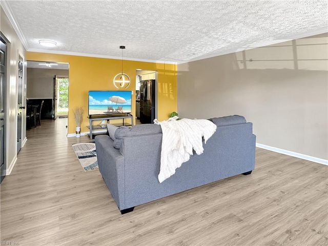 27 Treasure KY, Hampton, VA 23666