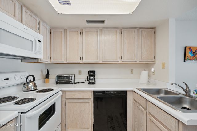 11011 N 92ND Street 1046, Scottsdale, AZ 85260