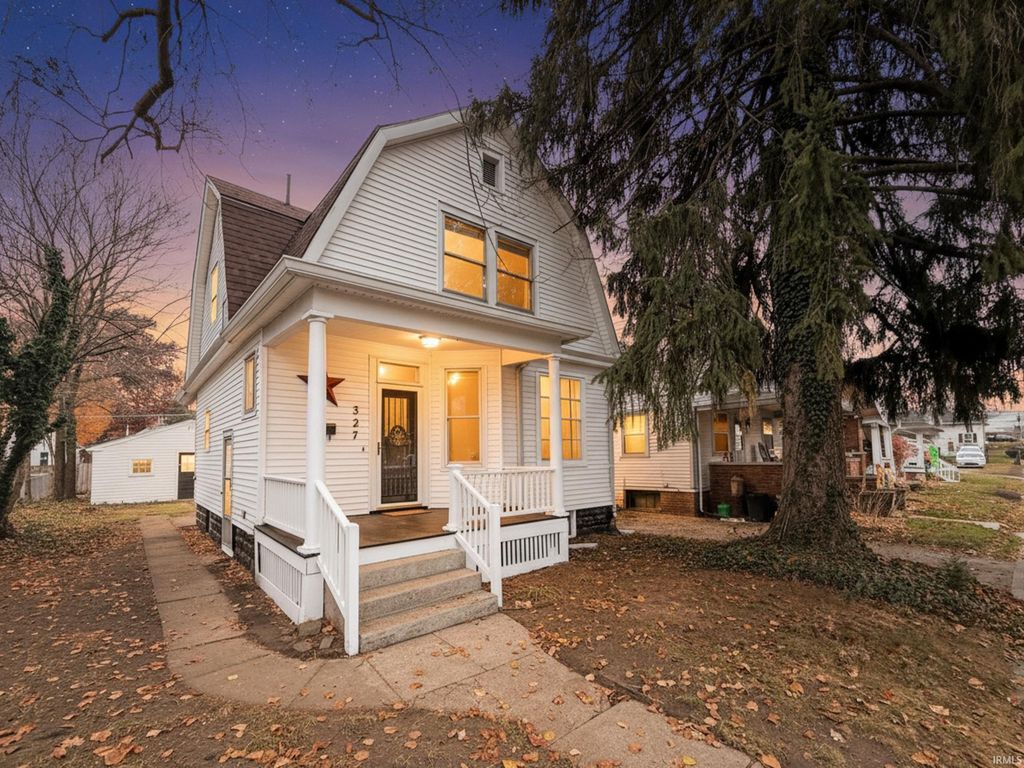327 Kinsmoor Avenue, Fort Wayne, IN 46807