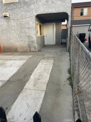 310 E 81st, Los Angeles, CA 90003