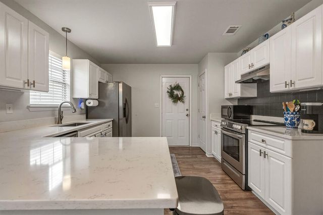 782 Pearl Sand Drive, Mary Esther, FL 32569