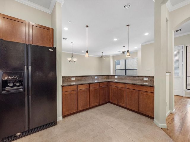 4217 Koehler Street, Houston, TX 77007