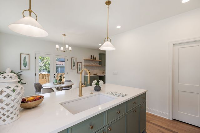 1007 Tenth St, Old Hickory, TN 37138